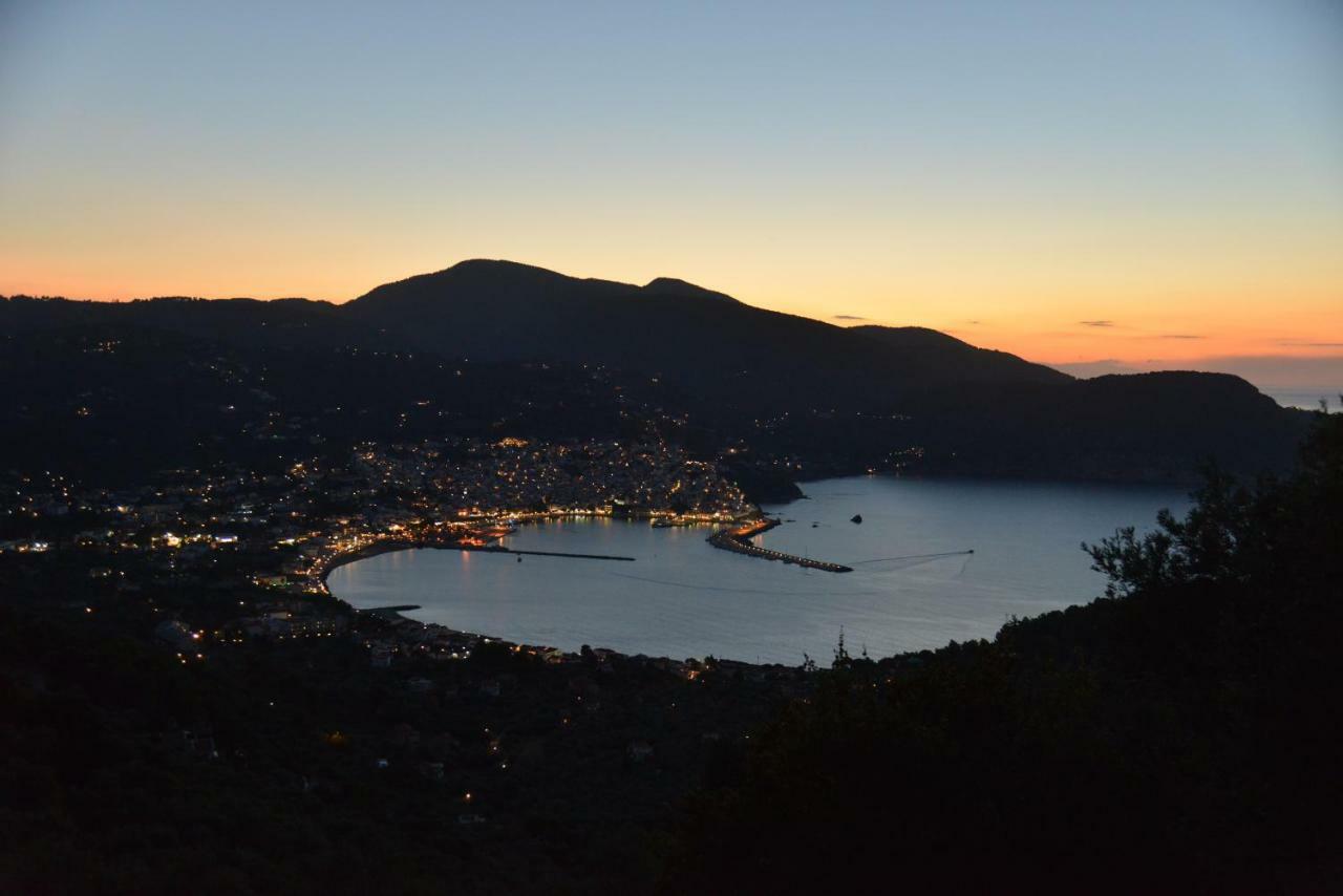 Villa Kalypso And Villa Kirki Skópelos Eksteriør bilde